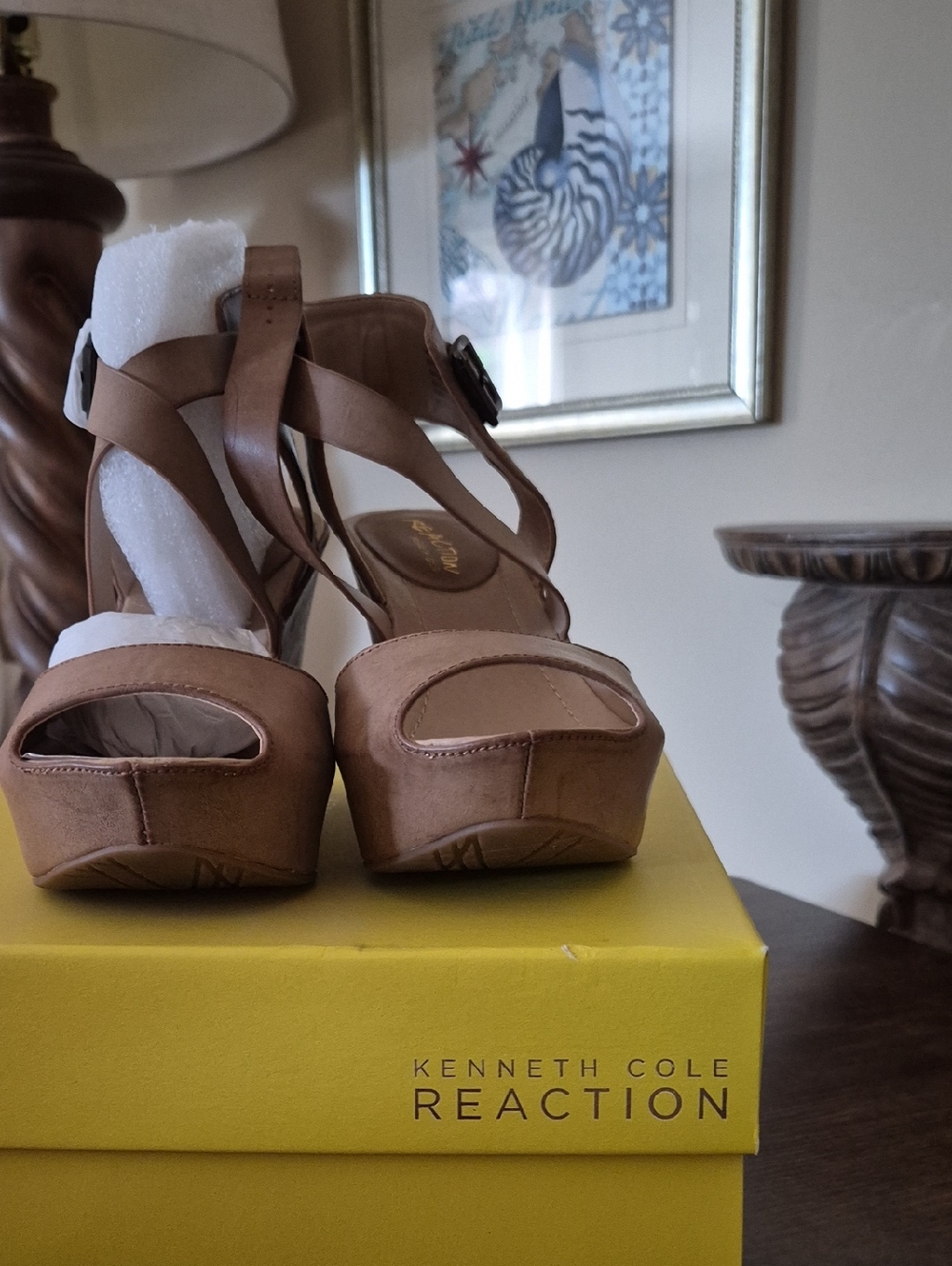 Kenneth Cole Reaction Brown Strappy Platform Sandals